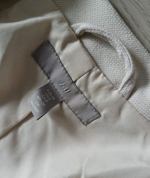 H&M Wizytowy żakiet długi rękaw kremowy 38