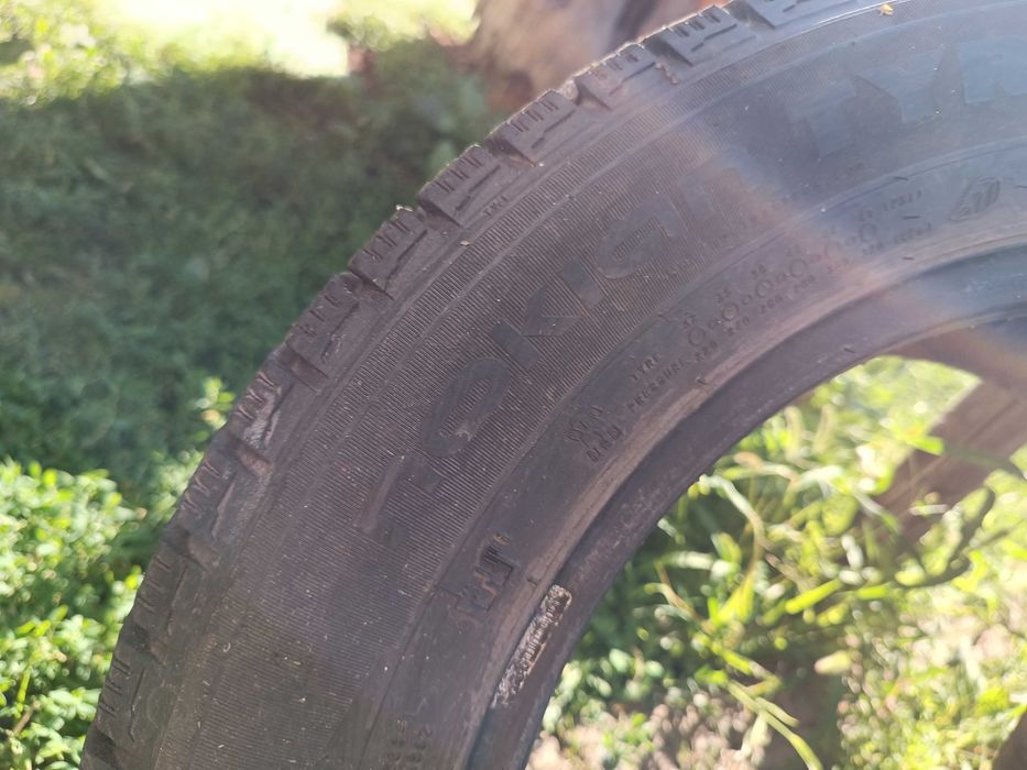 Зимняя резина Nokian Nordman 195 60 R15 ,7-8 мм протектор