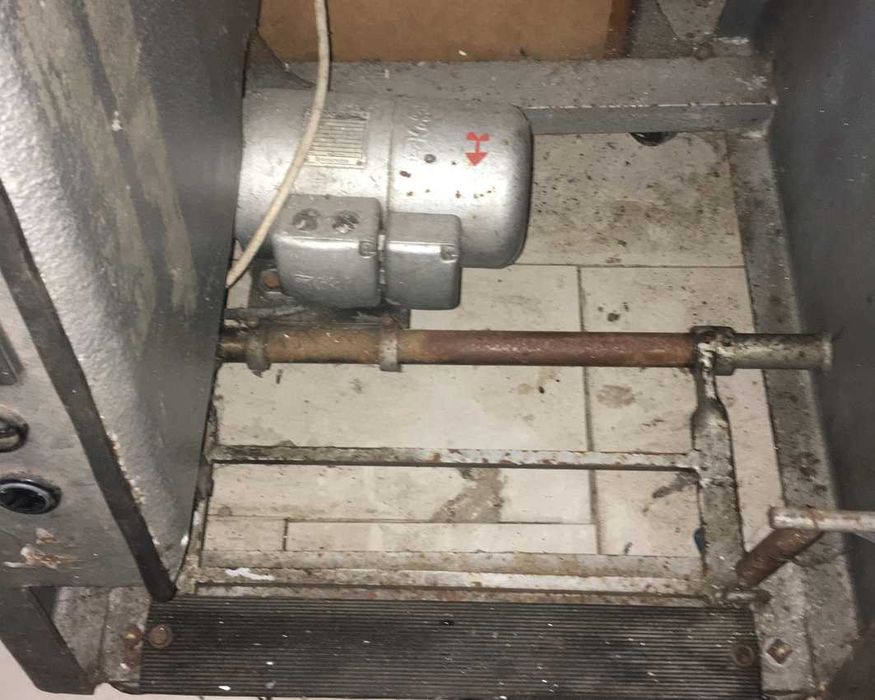 Máquina profissional de picote e vinco