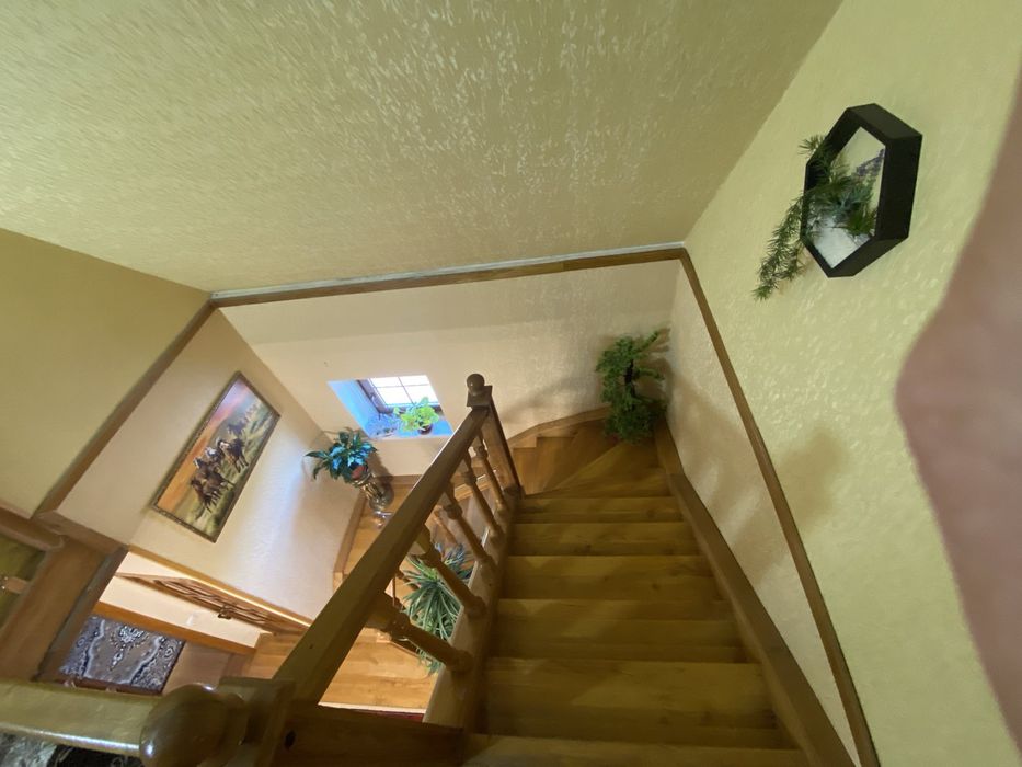 Продаж будинку з терасою, держпрограми - так!