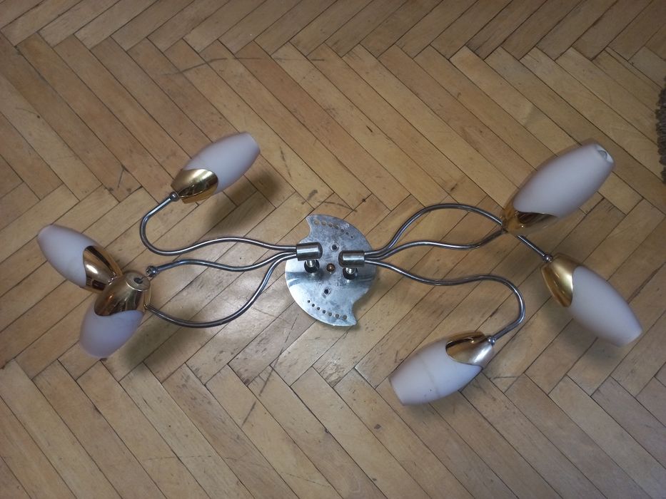 Люстра потолочна