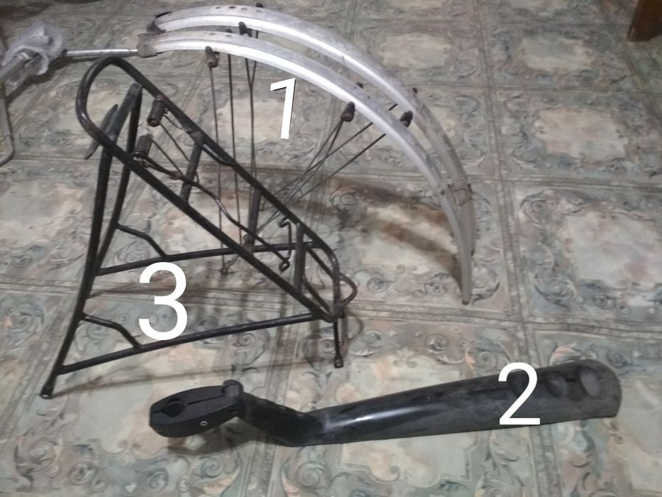 Вело запчастини.  .