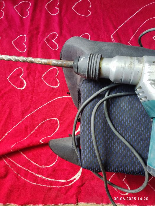 Перфоратор  BAUTEC