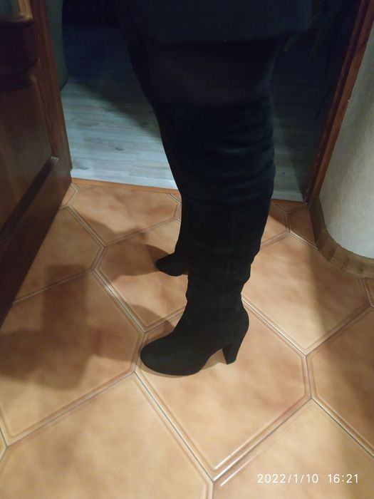 Продам сапоги женские