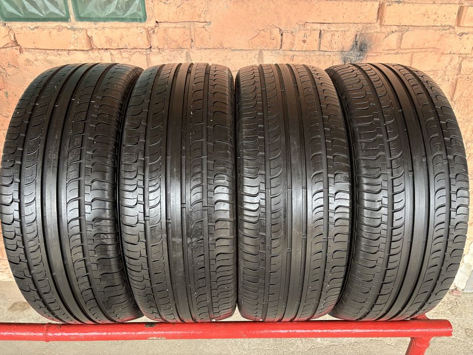Комплект Літніх шин 235/50R19 Hankook