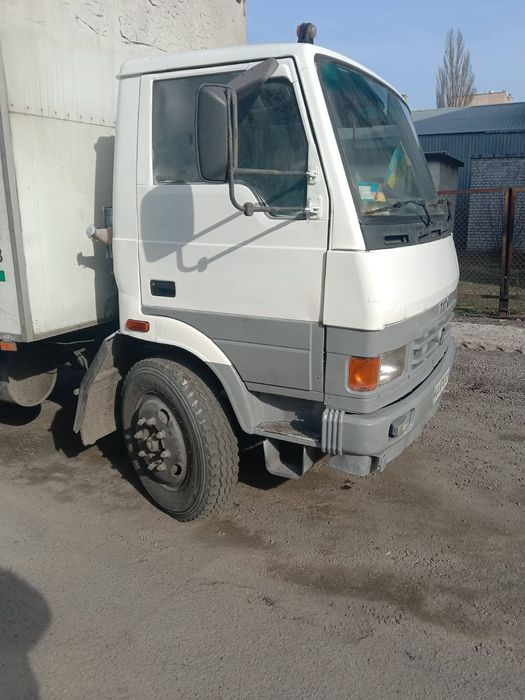 Продам вантажний фургон ТАТА 1116