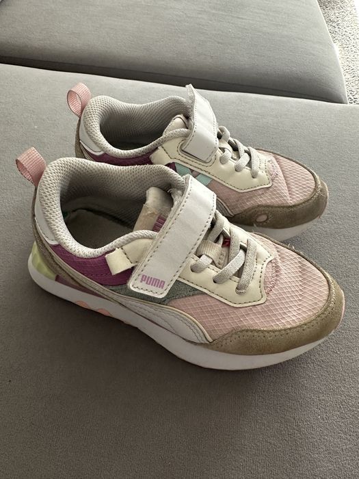 Кросівки на дівчинку puma 17,5 см стелька