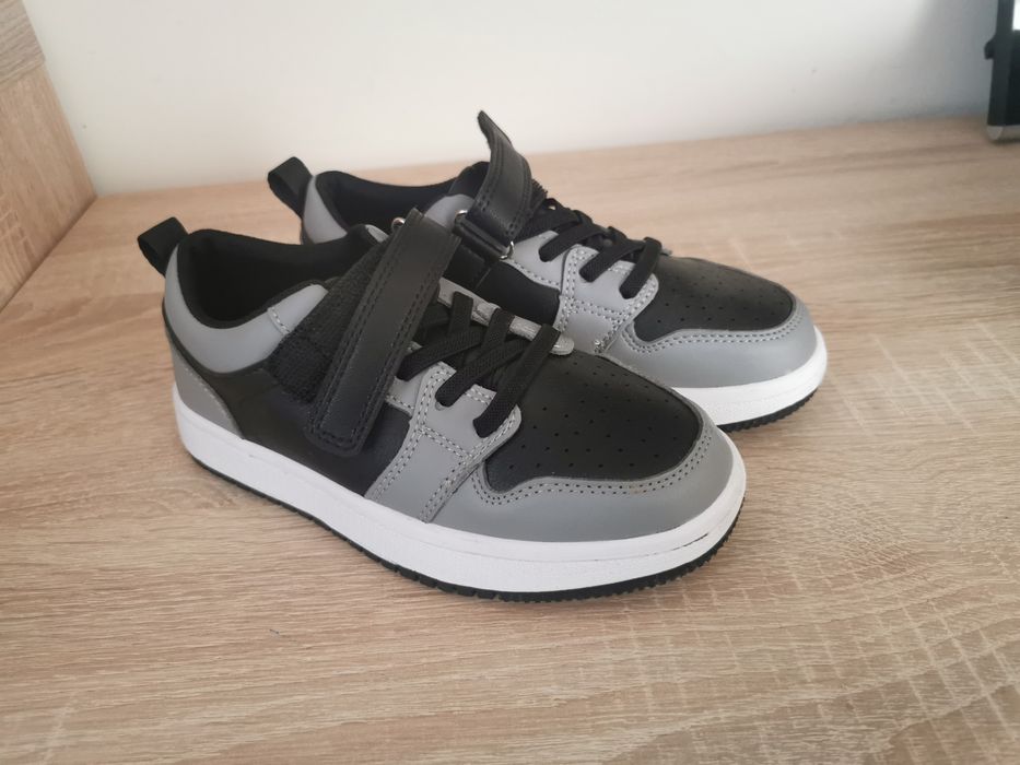 Adidasy buty wiosenne Apawwa rozmiar 30