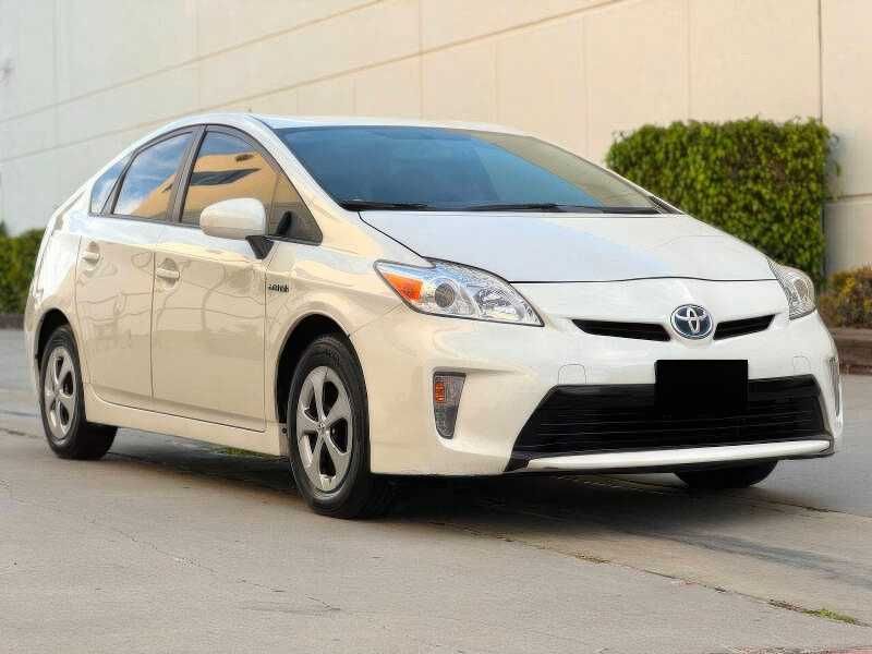2015 Toyota Prius Three