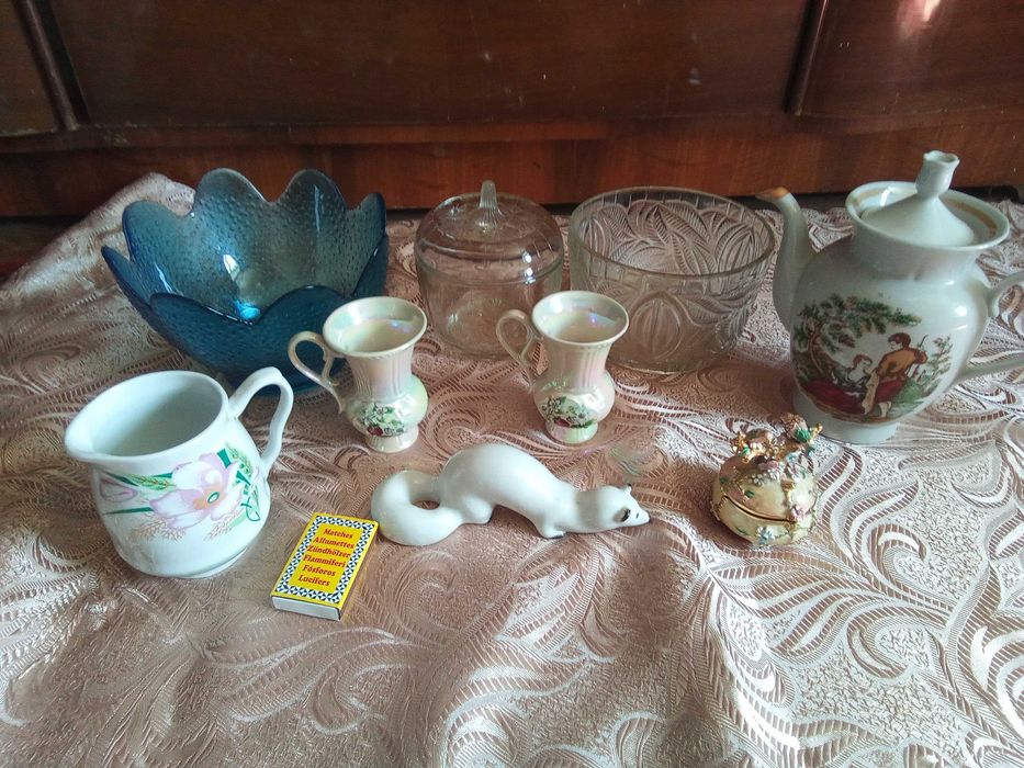 тарелки, чашки, посуда разная