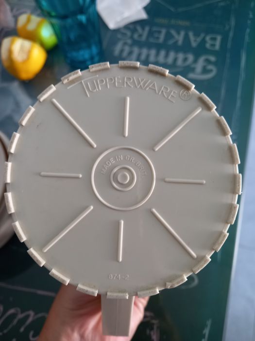 Caixa e jarro tapperware vintage