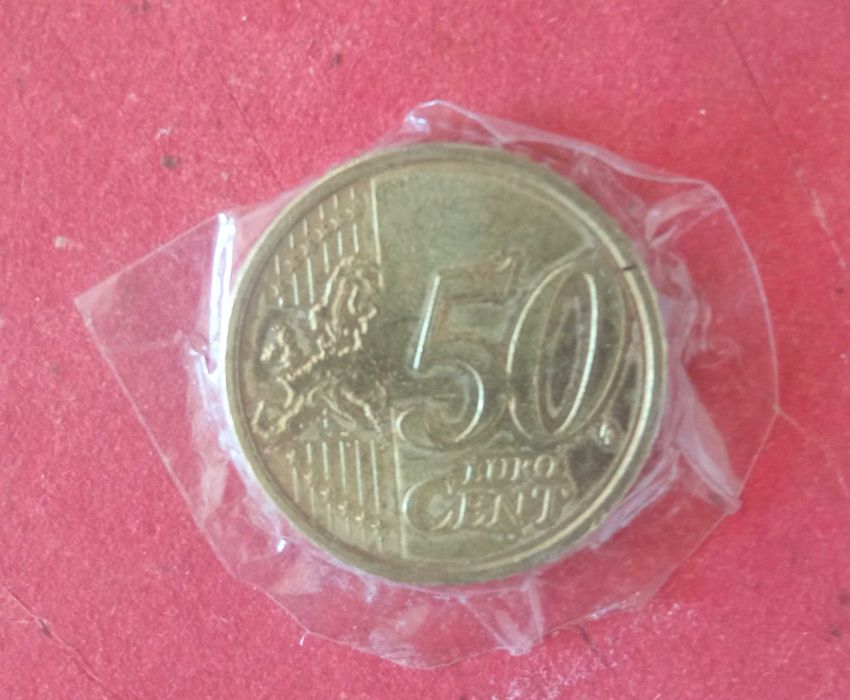 Moeda Com Erro De Impressão     
 (Bordo Deslocado)