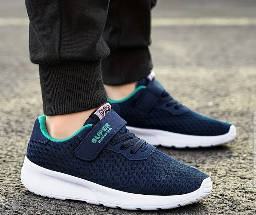 Sportowe adidasy snaekersy lekkie chlopiec