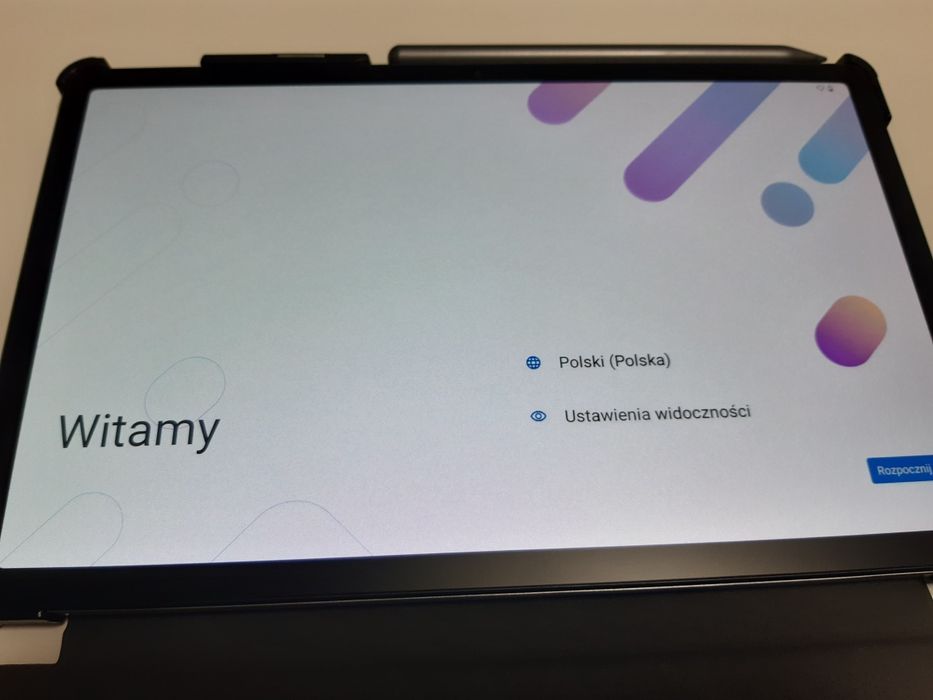 tablet Lenovo Tab P11 Pro 8GB/256GB, malo używany, etui + klawiatura