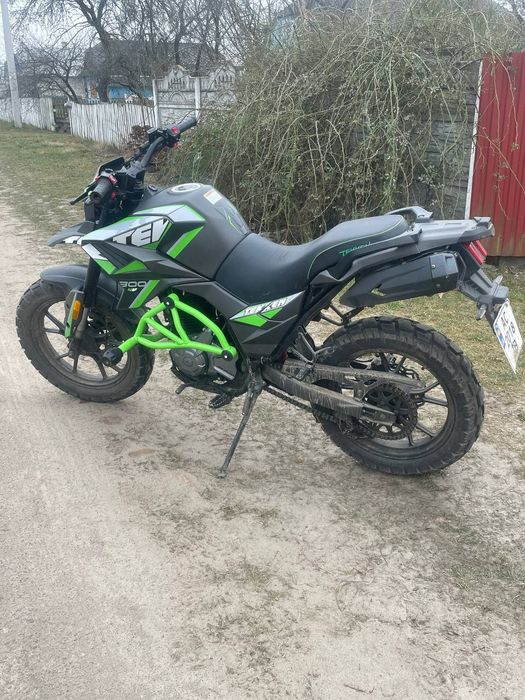 Продаю текін 300