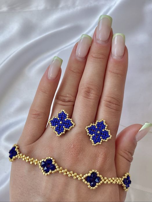 Сережки з бісеру  Van Cleef