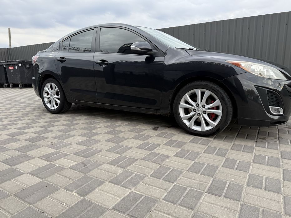 Продам Mazda 3..