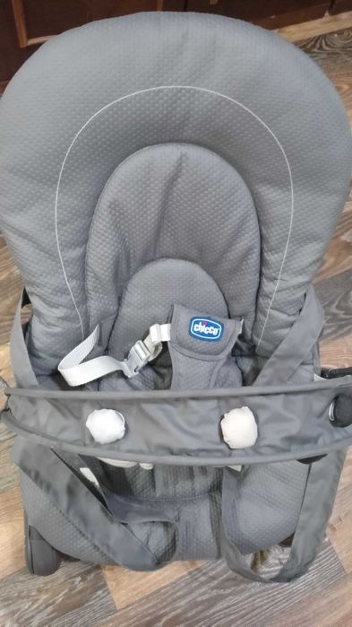 Крісло гойдалка Chicco Hoopla