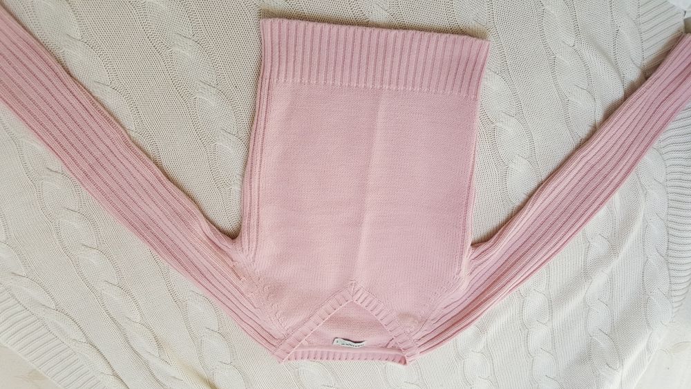 Love różowe: różowy sweterk Terranova S