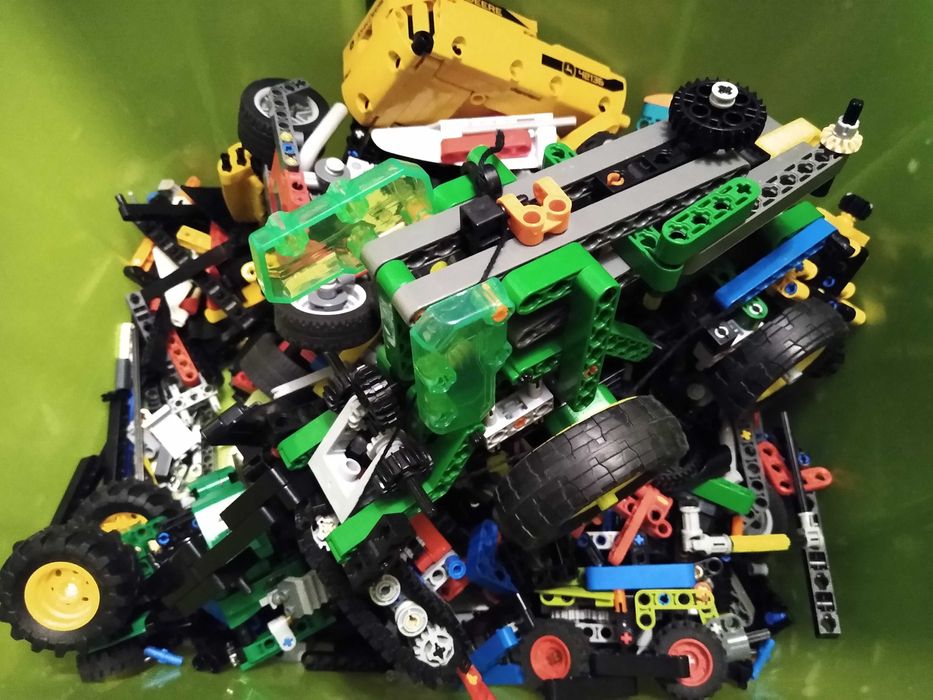 Klocki lego technic - różne pojazdy