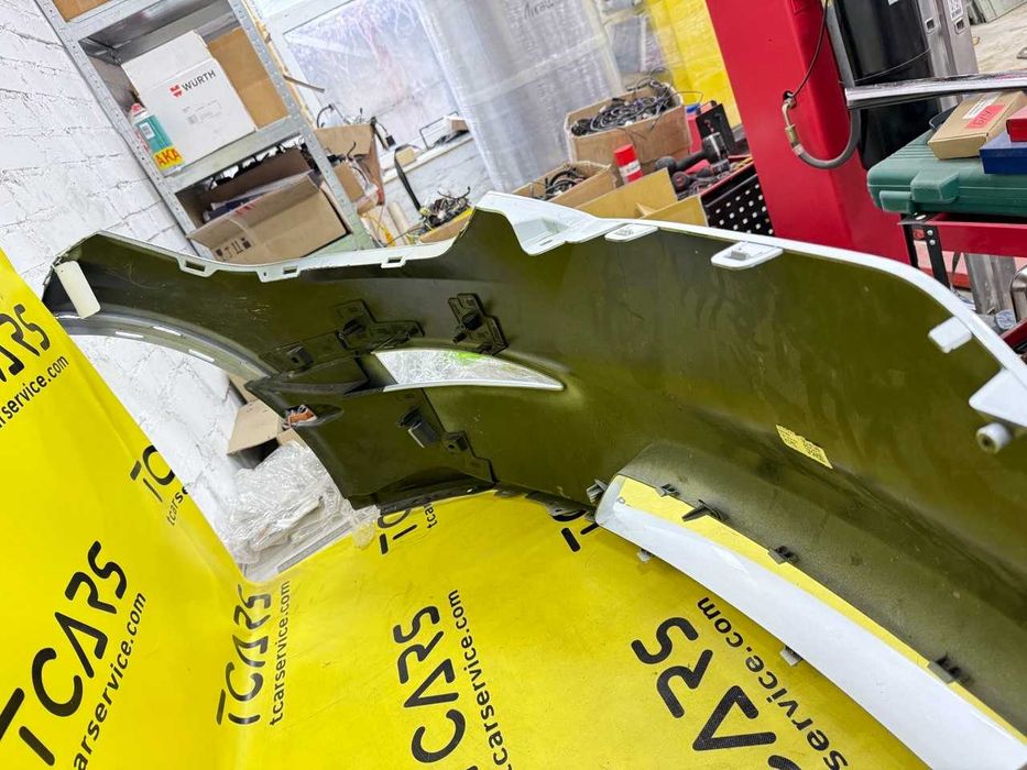 Бампер передній Tesla Model X 2021+ PLAID 1588184-S0-D