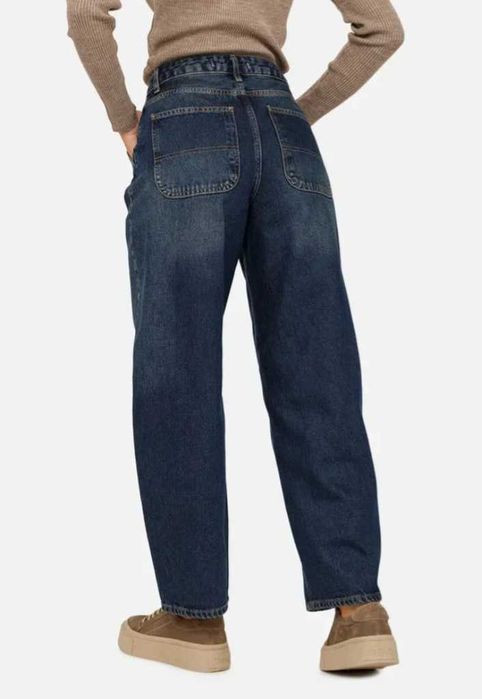 Жіночі джинси, сучасна моделька.