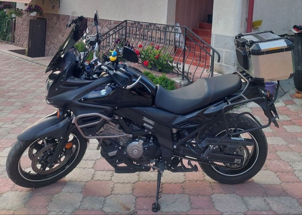 Suzuki V-strom DL 650