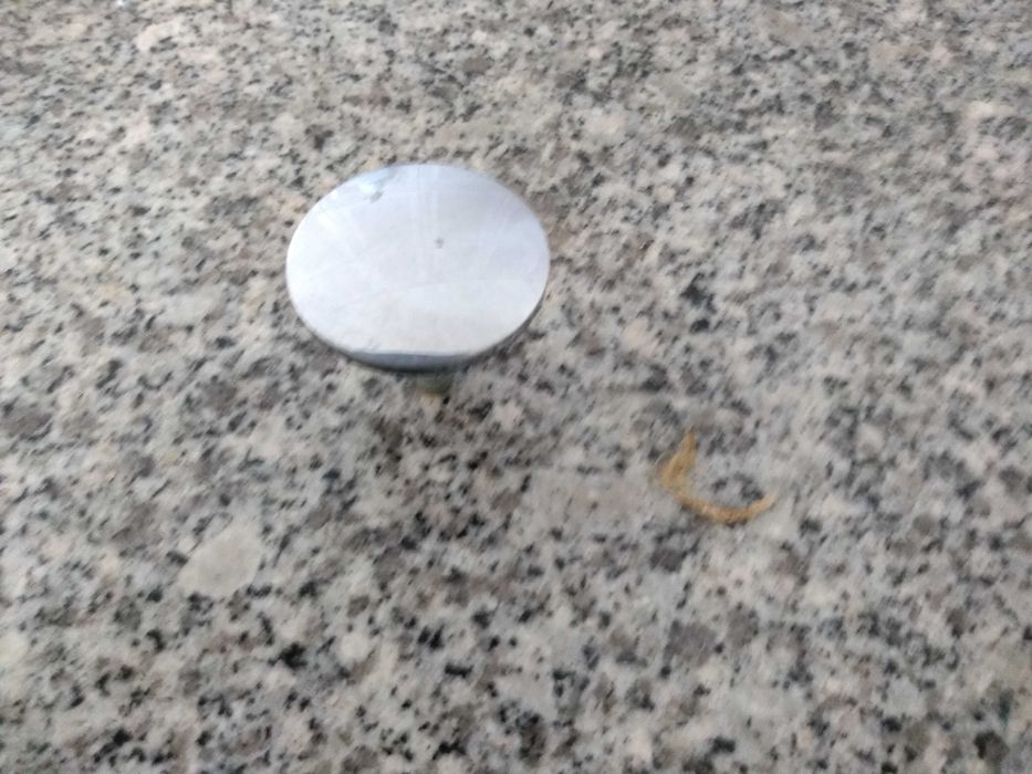 Tampa universal para lavatório