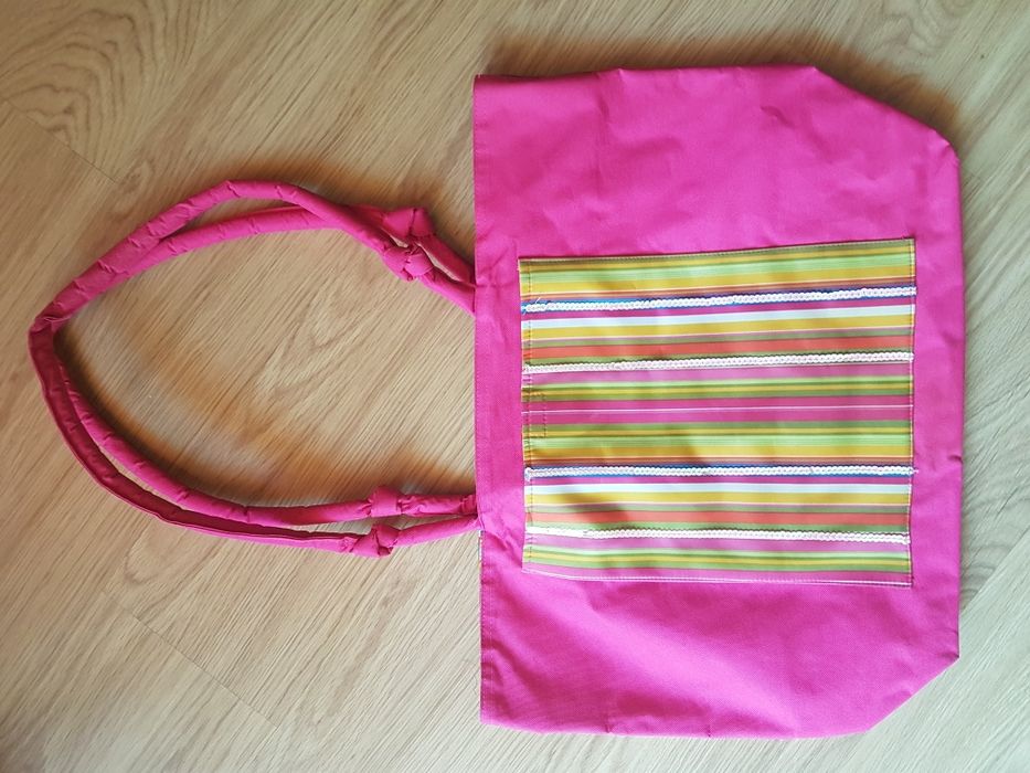 OFERTA PORTES - Saco de Praia Grande Rosa às Riscas (54x37x16cm)