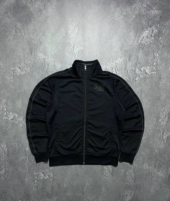 Вінтажна Олімпійка на замку Nike Athletic Dept Найк Атлетік Депт великий логотип колір чорний розмір М