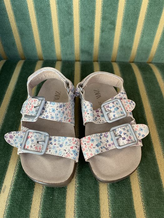 Босоніжки ZARA 23 розмір