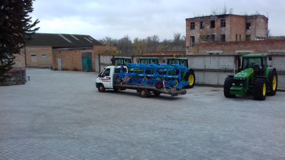 Послуги евакуатора цілодобово Старокостянтинів і по Україні