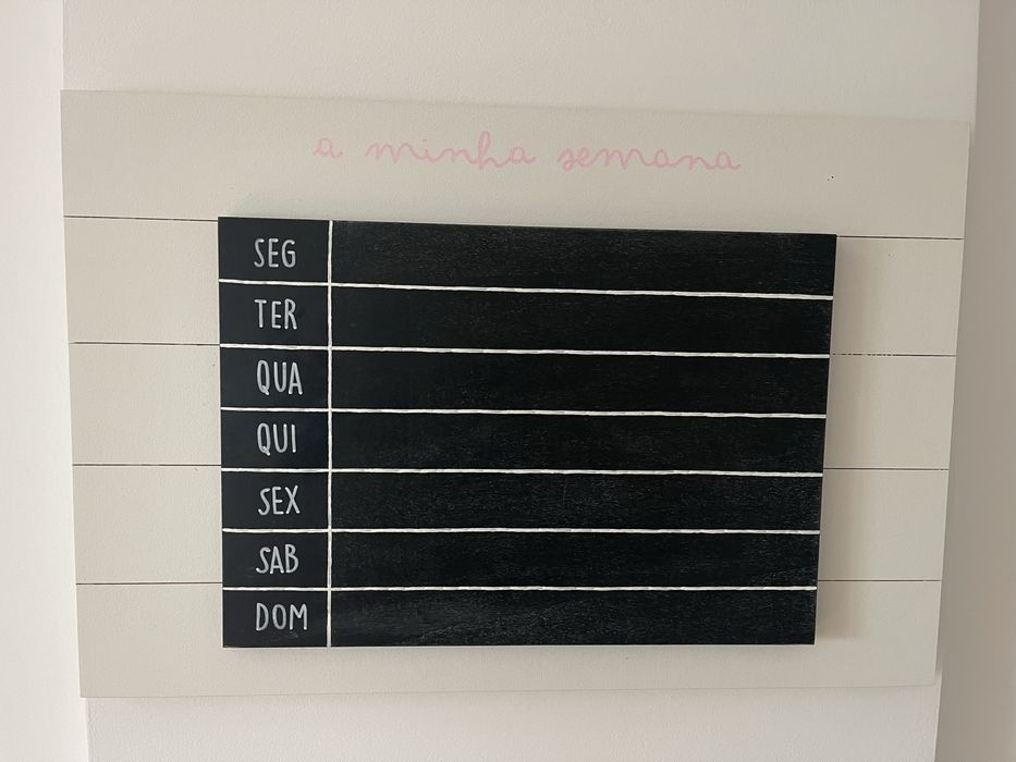 Quadro planeador semanal de madeira