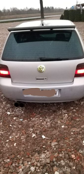 VW GOLF 4 2.3VR5 150KM