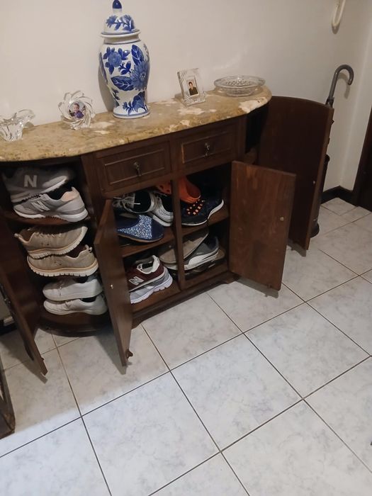 Sapateira de hall de entrada