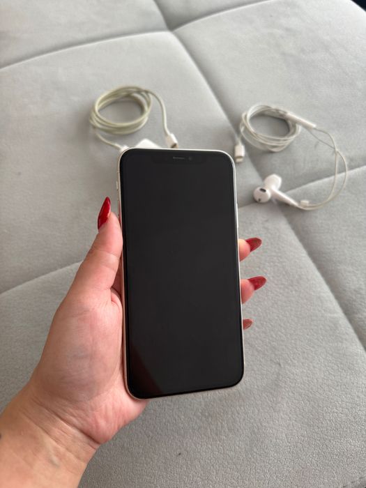 iPhone 11 64gb iPhone