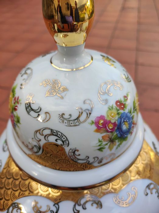 Pote com tampa em porcelana Artibus Portugal