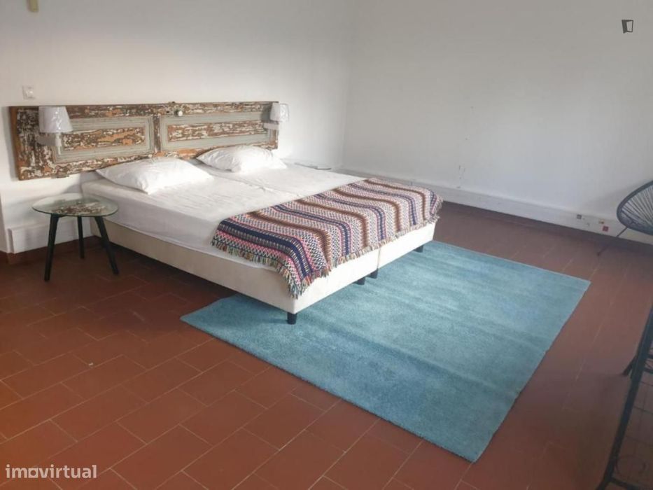Quarto - localizado em Faro