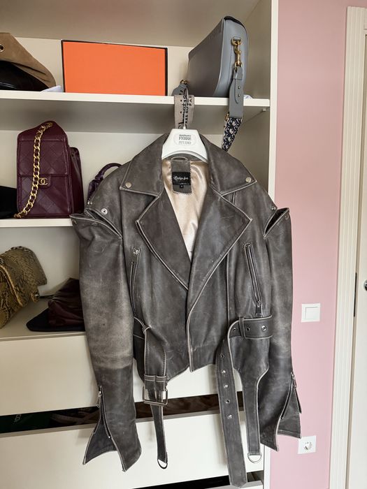 Продам стильную кожаную куртку