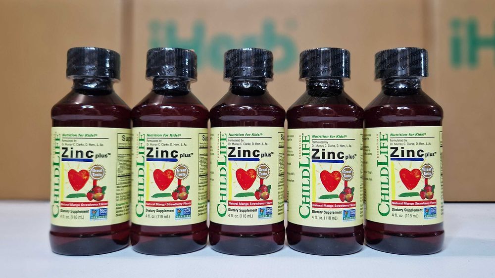 Childlife Zinc Plus, рідкий цинк для дітей, смак манго/полуниця, 118мл