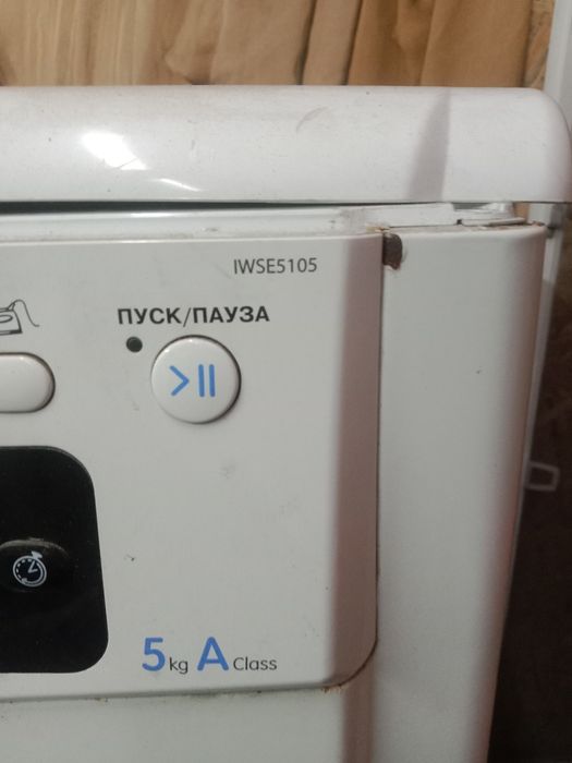 Продам стиральную машину Indesit IWSE 5105