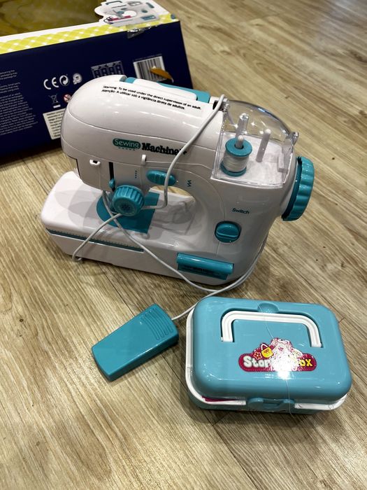 Maquina de Costura para Crianças | Sewing Machine by Zoko