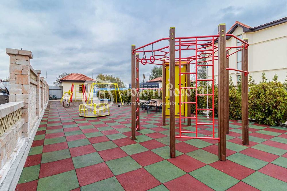 Дуплекс, 3пов. Під ремонт. село Підгірці, Обухівський район