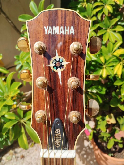 YAMAHA CPX900 Acoustic Electric Guitar / Guitarra