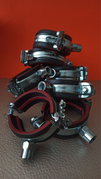 Продам хомута новые