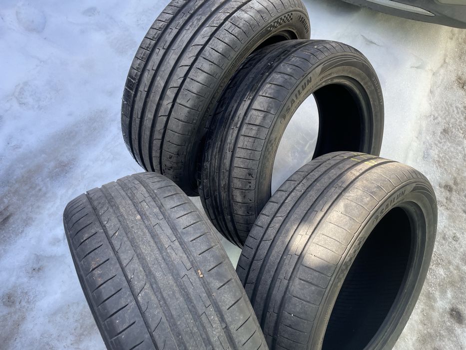 Продам резину sailun 215,50r17