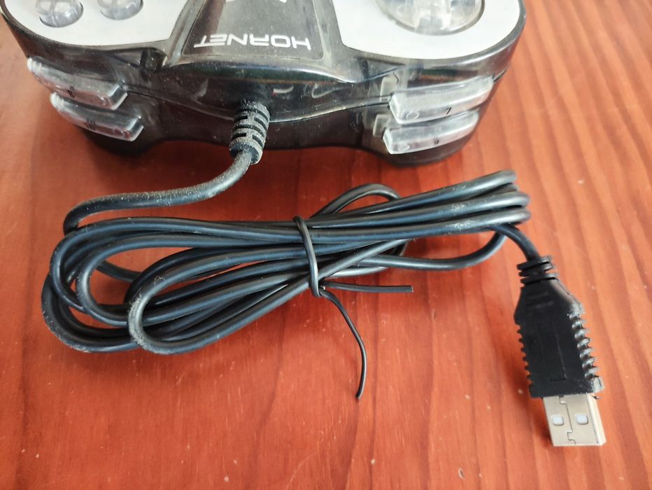 Gamepad NGS USB nunca usado.