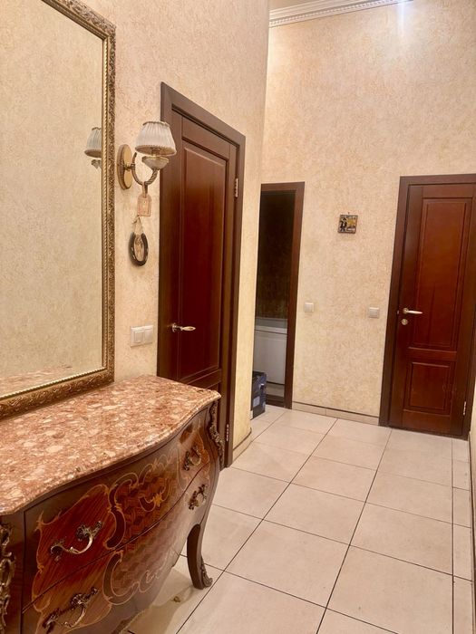 Продаж квартира Борисоглібська,17/1 Поділ Поштова площа