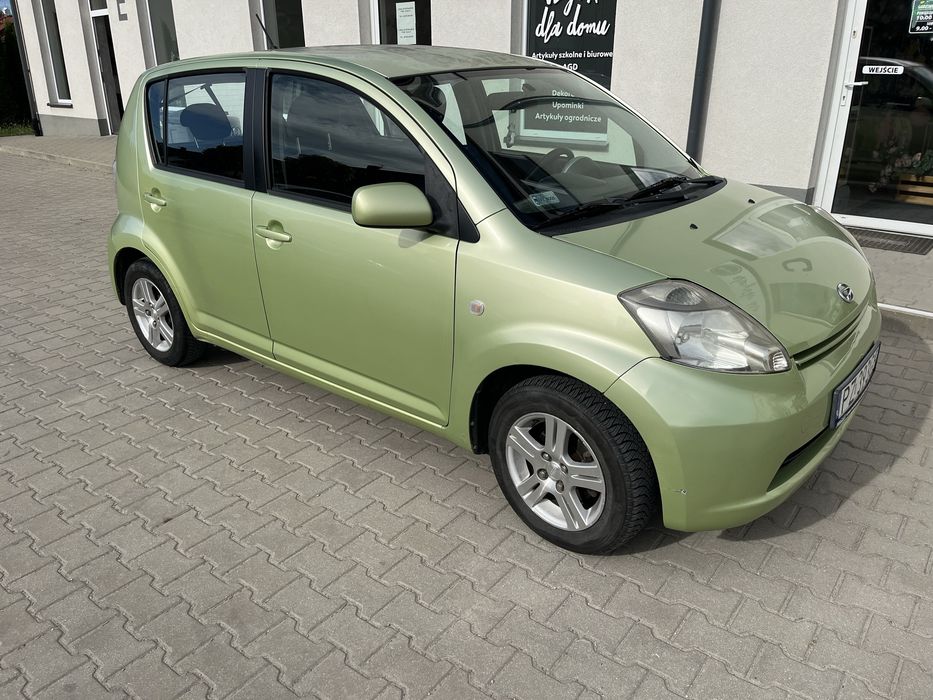 Sprzedam Daihatsu Sirion