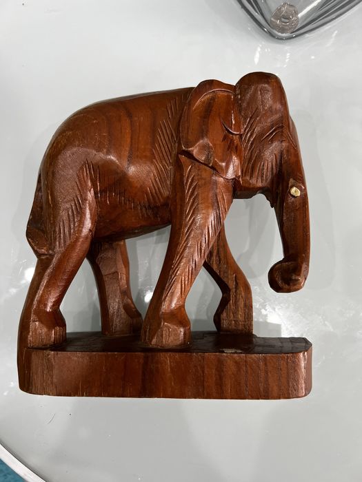 Słoń drewniany 19 cm